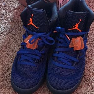 Air Jordan Spike Forty (Kids) blue and orange
